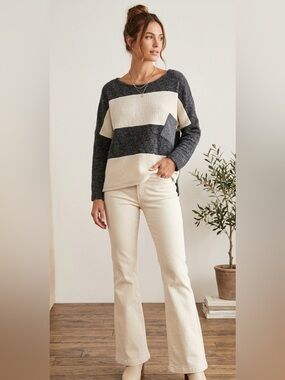 Molly Bracken Charcoal & Cream Striped boxy Sweater 3/4 Length sleeves ONE SIZE